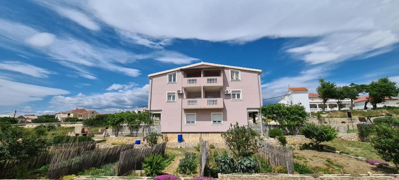 Apartmani Cesar Rtina Exterior photo